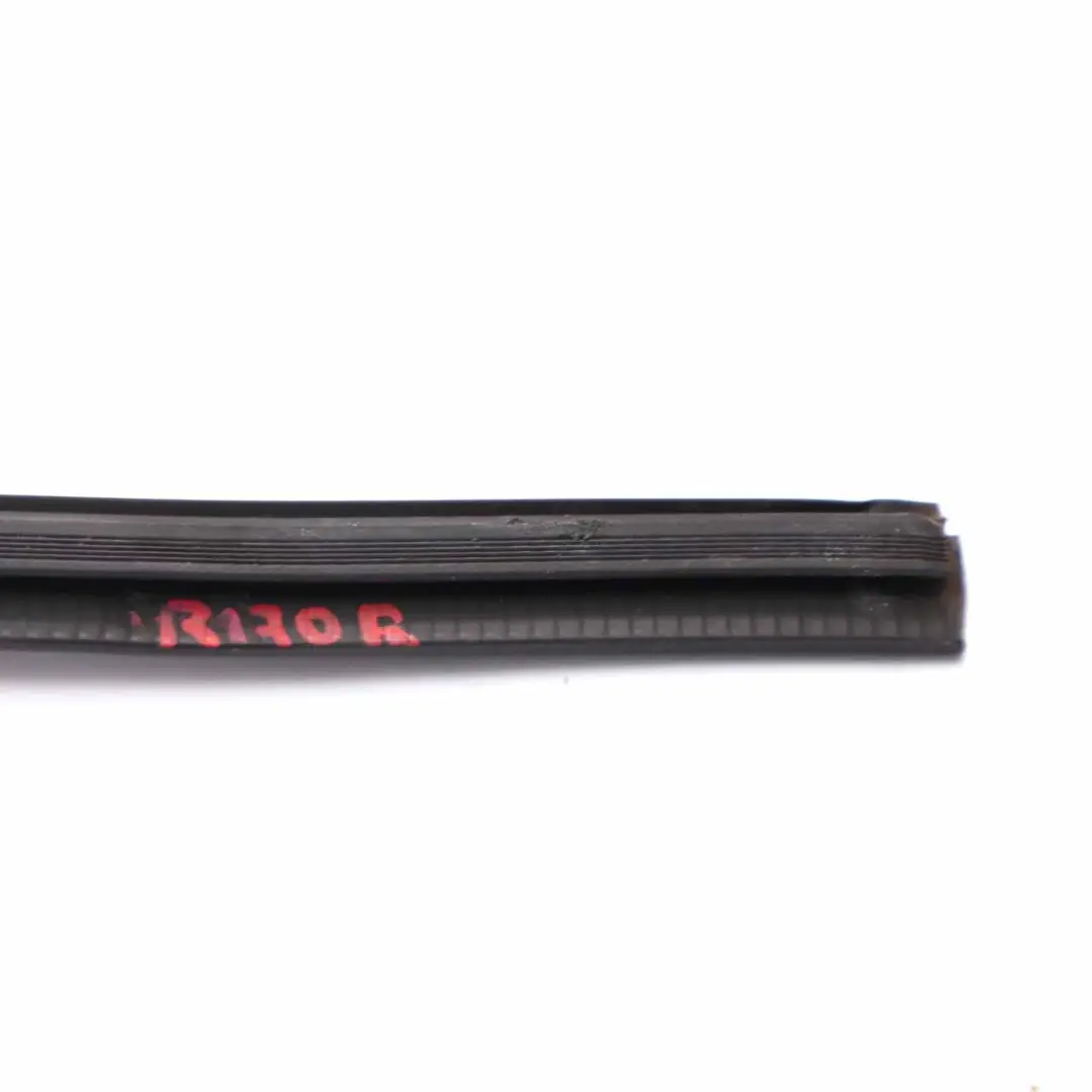 Mercedes SLK R170 Tür Fenster Dichtung vorne rechts Gummi Dichtung - SKU A1707251065 - Teilenummer A1707251065