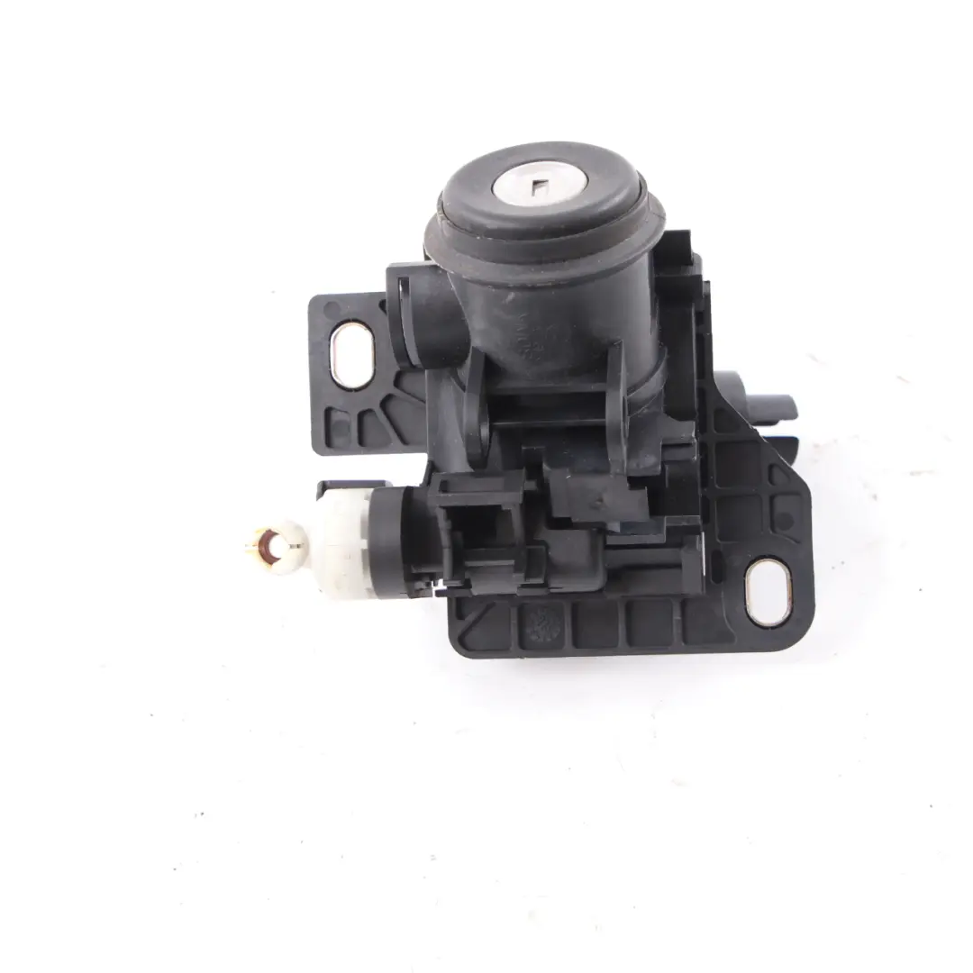 Lock Tailgate Boot Trunk Lid Catch Rear to Mercedes SLK R170 with Part number A1707500191 Mercedes SLK R170 Lock Tailgate Boot Trunk Lid Catch Rear - SKU A1707500191 - Part number A1707500191