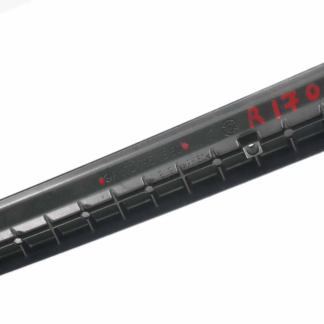 Dachhimmel Bodenplatte Abdeckung für Mercedes SLK R170 Cabrio Vario mit Teilenummer A1707951650 Mercedes SLK R170 Cabrio Vario Dachhimmel Bodenplatte Abdeckung - SKU A1707951650 - Teilenummer A1707951650