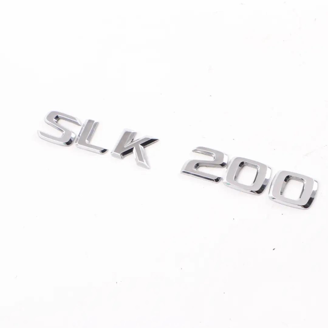 Emblema Maletero Mercedes R170 R171 SLK 200 Trasero Adherido para con número de pieza A1708170115 Emblema Maletero Mercedes R170 R171 SLK 200 Trasero Adherido - SKU A1708170115 - Número de pieza A1708170115