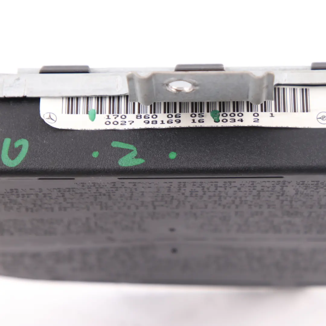 Porta anteriore Airbag destra Side Air Bag Unità per Mercedes SLK R170 con numero di parte A1708600605 Mercedes SLK R170 Porta anteriore Airbag destra Side Air Bag Unità - SKU A1708600605 - Numero di parte A1708600605