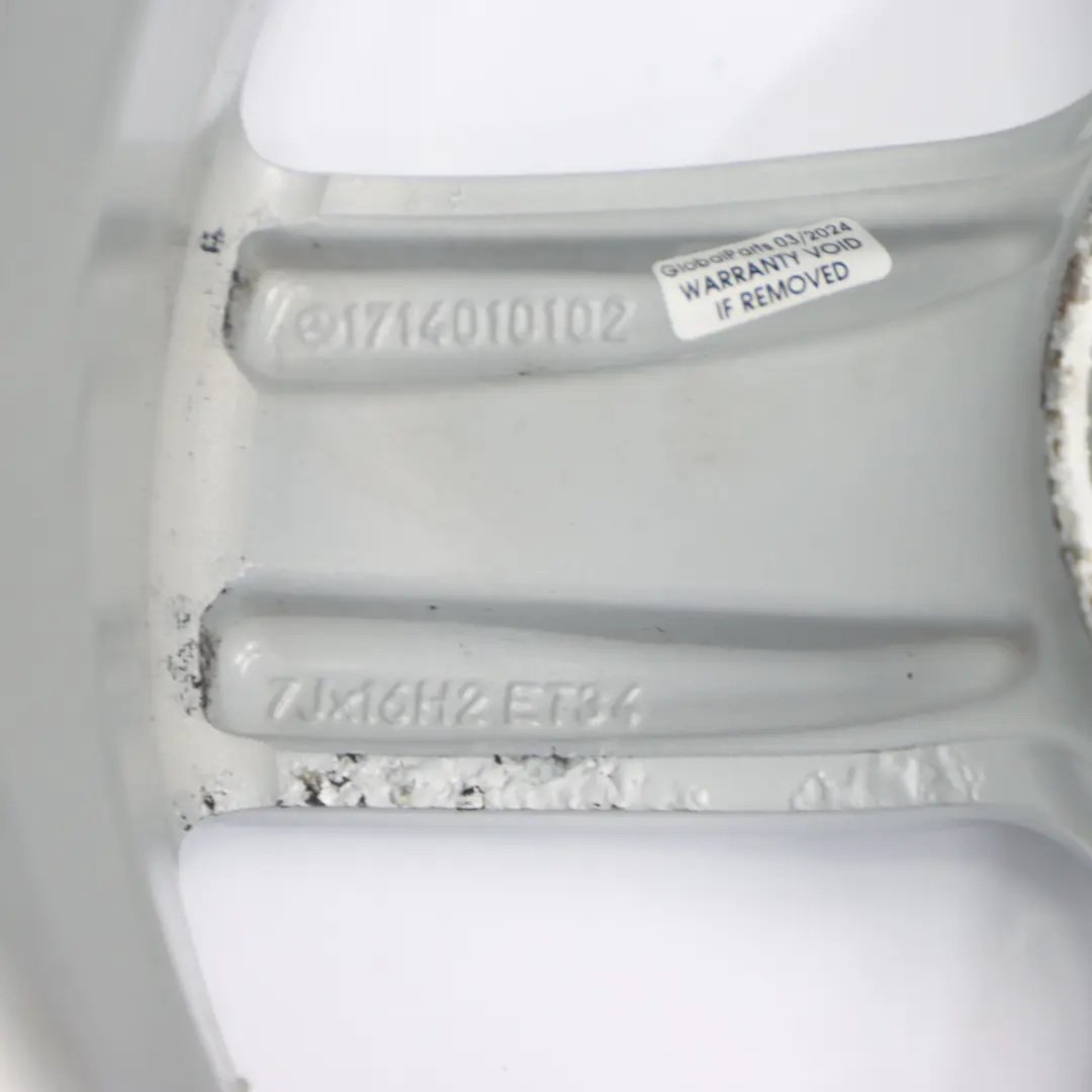 Silberne Leicht metall felge 16" 7J ET:34 für Mercedes SLK R171 mit Teilenummer A1714010102 Mercedes SLK R171 Silberne Leicht metall felge 16" 7J ET:34 - SKU A1714010102-1 - Teilenummer A1714010102