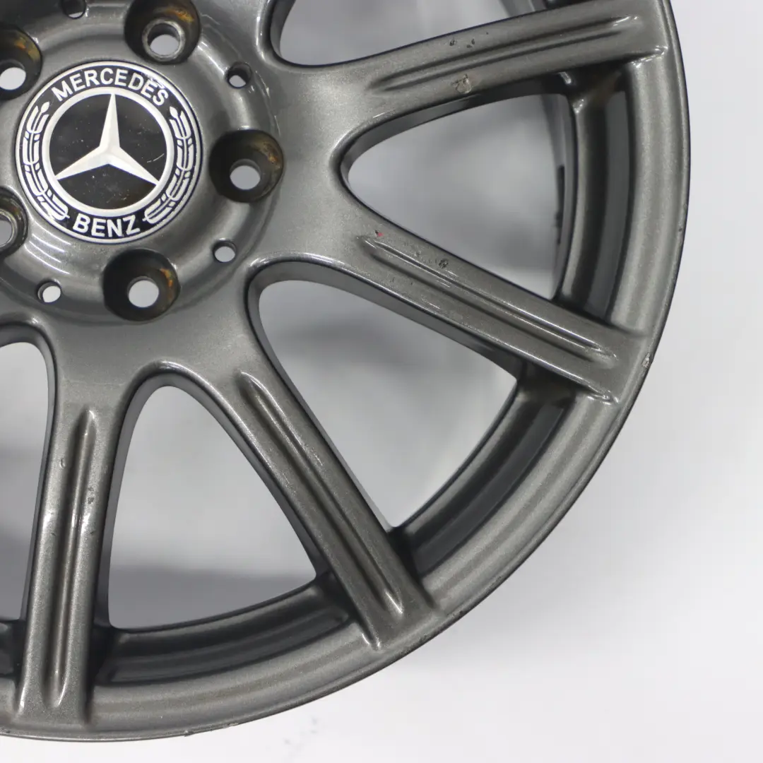 Cerchio in lega grigio 17" 7,5J ET:36 a 10 razze per Mercedes R171 con numero di parte A1714012202 Mercedes R171 Cerchio in lega grigio 17" 7,5J ET:36 a 10 razze - SKU A1714012202 - Numero di parte A1714012202