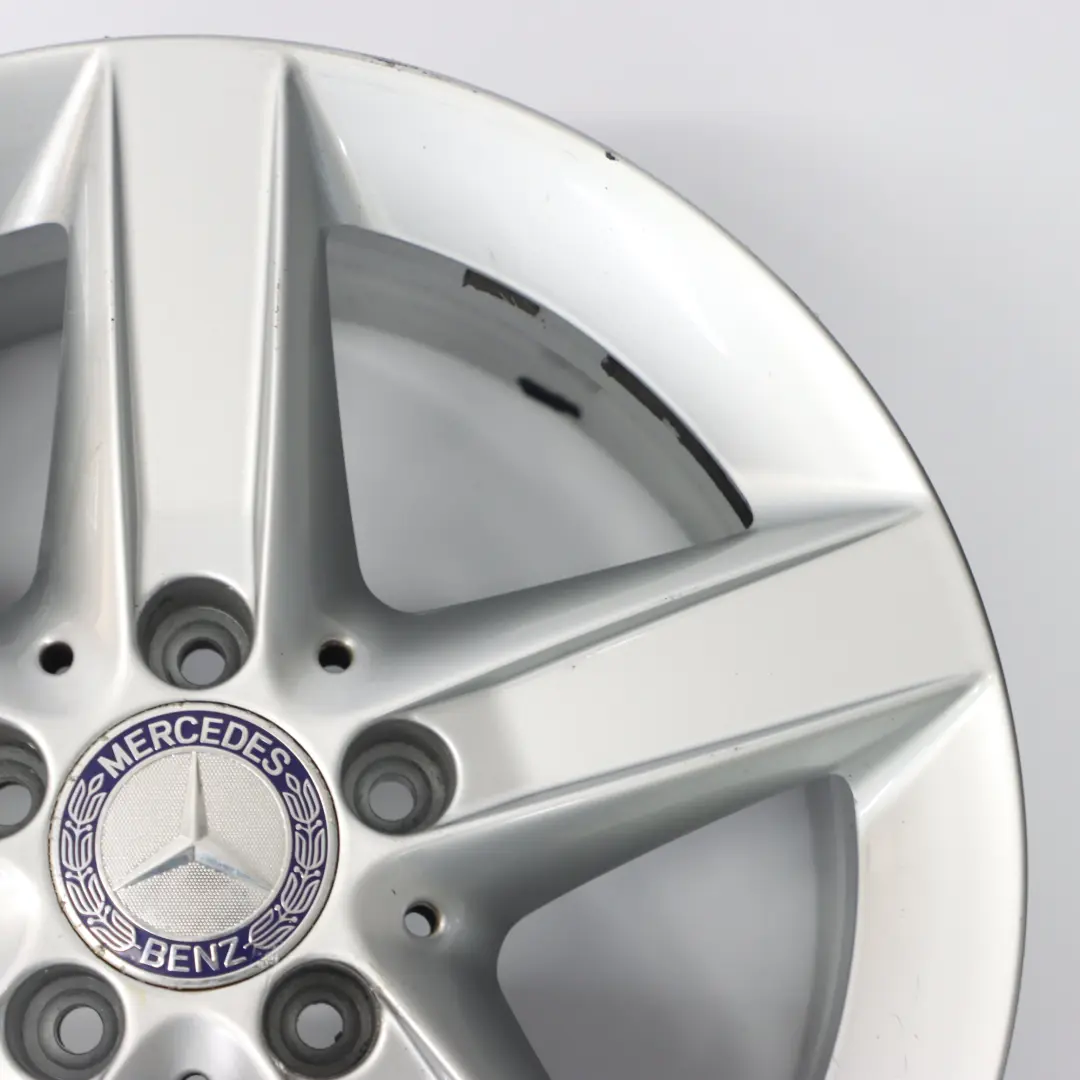 llanta trasera aleación plata 16" 8J ET:30 para Mercedes SLK R171 con número de pieza A1714013402 Mercedes SLK R171 llanta trasera aleación plata 16" 8J ET:30 - SKU A1714013402-2 - Número de pieza A1714013402