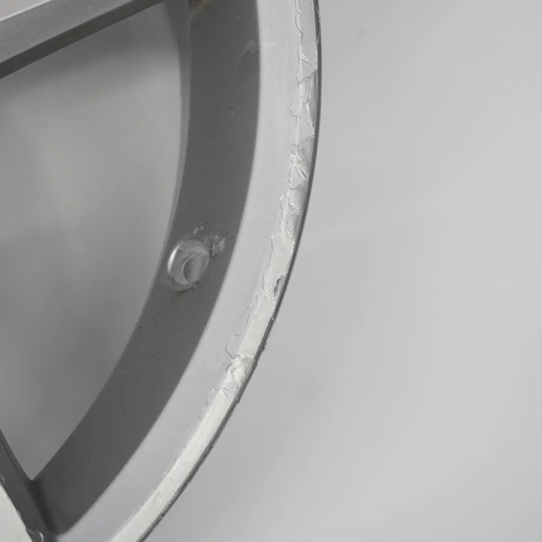 Cerchio lega anteriore argento 18" 7,5J ET:37 per Mercedes R171 C209 AMG con numero di parte A1714014702 Mercedes R171 C209 AMG Cerchio lega anteriore argento 18" 7,5J ET:37 - SKU A1714014702-1 - Numero di parte A1714014702