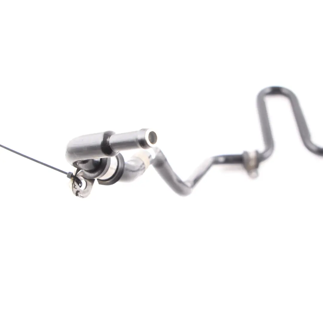 M271 Tuyau refroidissement d'huile Huile direction assistée pour Mercedes SLK R171 à propos du numéro de pièce A1714600024 Mercedes SLK R171 M271 Tuyau refroidissement d'huile Huile direction assistée - SKU A1714600024 - Numéro de pièce A1714600024