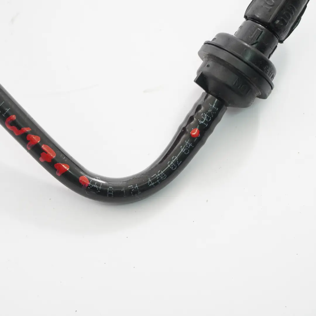 M271 Petrol Fuel Line Pipe Hose to Mercedes SLK R171 with Part number A1714700264 Mercedes SLK R171 M271 Petrol Fuel Line Pipe Hose - SKU A1714700264 - Part number A1714700264