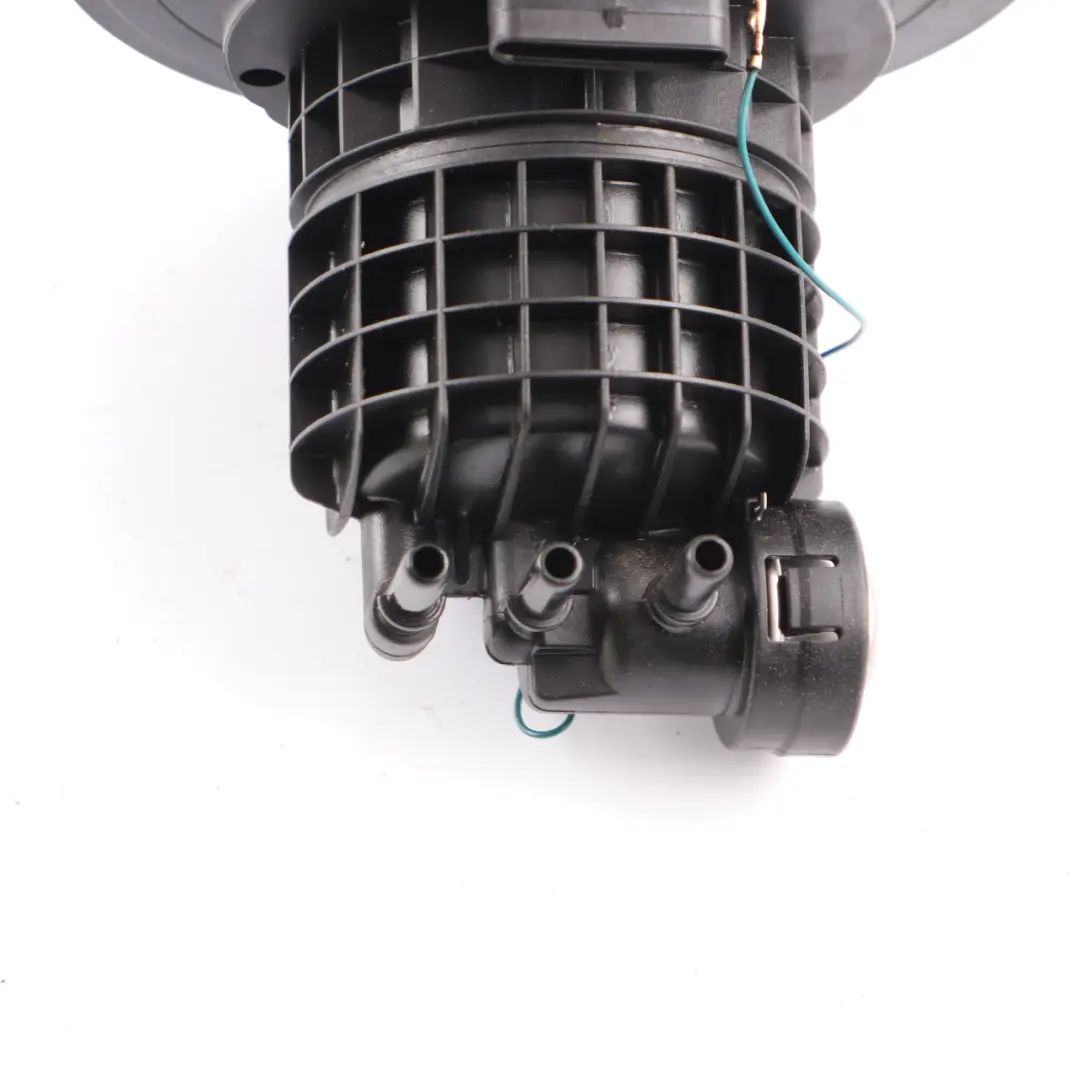 Filtre à essence Unité de contrôle pompe carburant pour Mercedes SLK R171 à propos du numéro de pièce A1714700690 Mercedes SLK R171 Filtre à essence Unité de contrôle pompe carburant - SKU A1714700690 - Numéro de pièce A1714700690