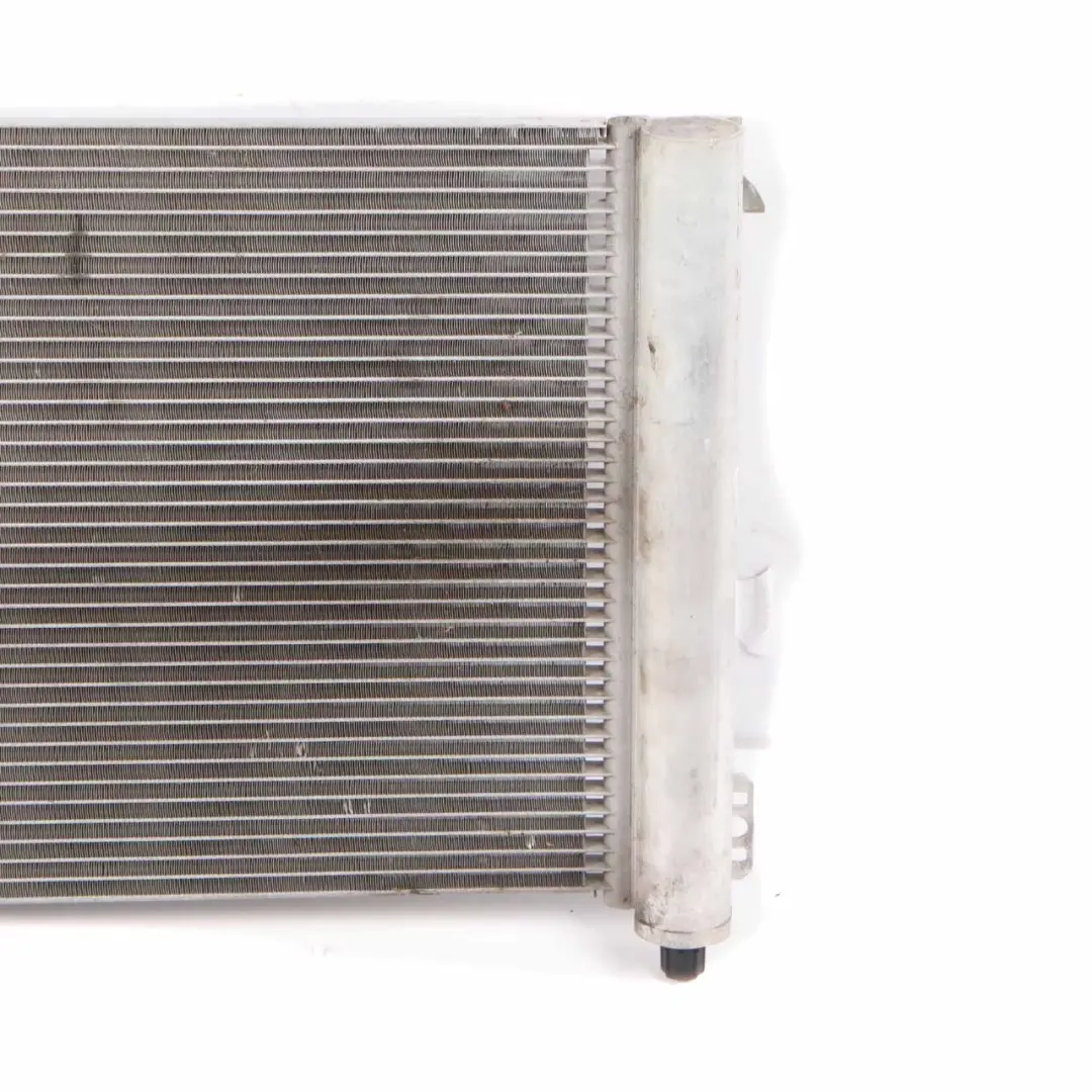 Condensador de Aire Acondicionado A/C Air Con para Mercedes SLK R171 con número de pieza A1715000154 Mercedes SLK R171 Condensador de Aire Acondicionado A/C Air Con - SKU A1715000154 - Número de pieza A1715000154