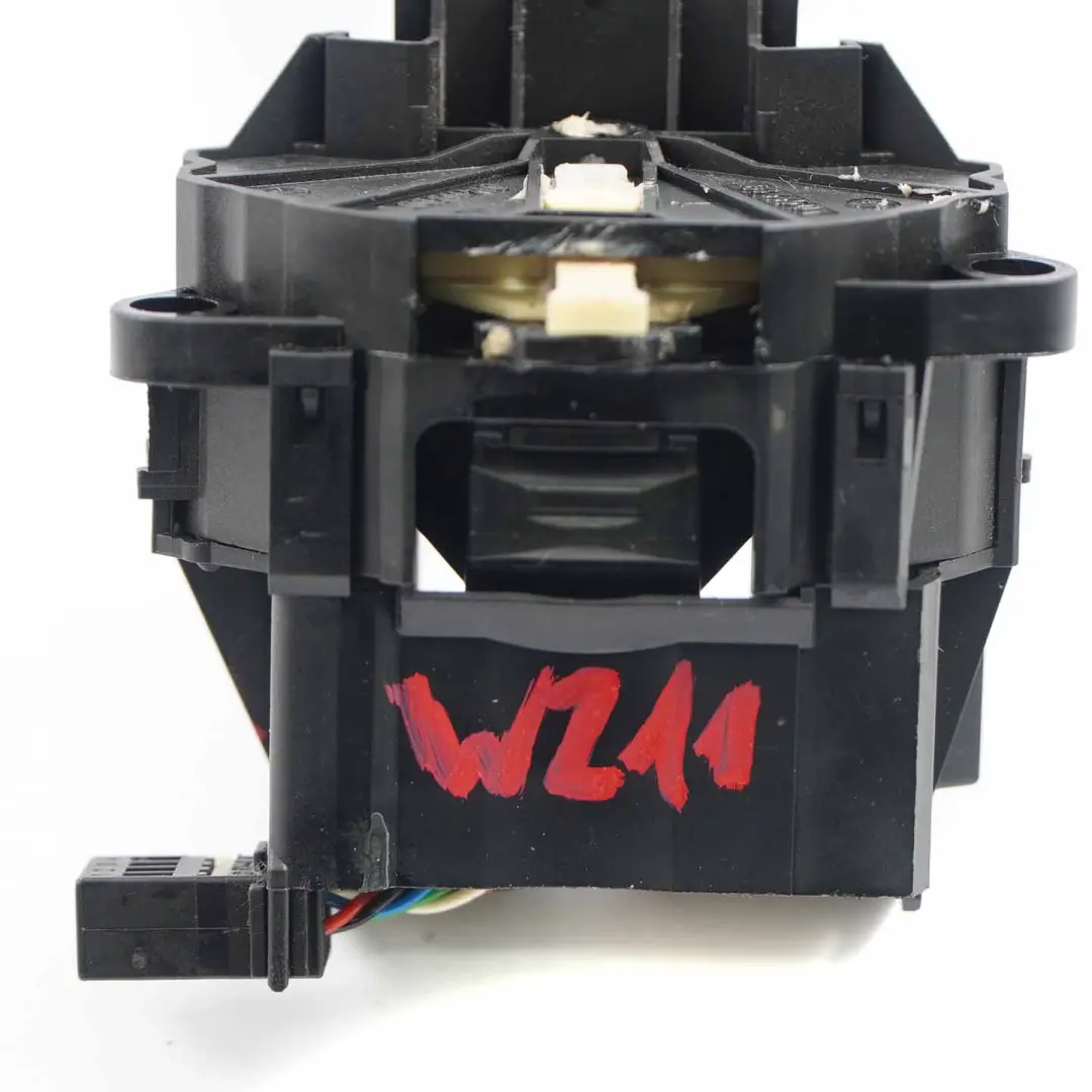 Interruttore piantone sterzo Mercedes W211 W219 Indicatore gambo per con numero di parte A1715400144 Interruttore piantone sterzo Mercedes W211 W219 Indicatore gambo - SKU A1715400144 - Numero di parte A1715400144