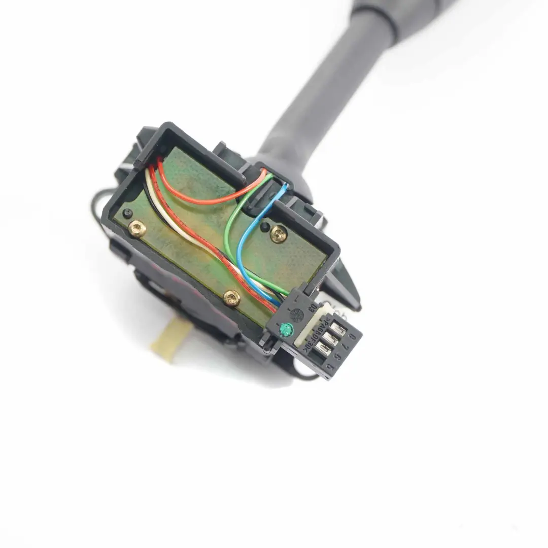 Lenksäulenschalter Mercedes W171 W211 Stielanzeiger für mit Teilenummer A1715402245 Lenksäulenschalter Mercedes W171 W211 Stielanzeiger - SKU A1715402245 - Teilenummer A1715402245