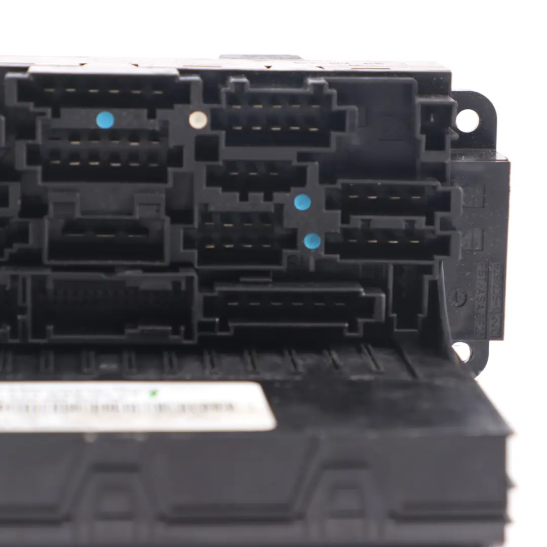 Fuse Box Mercedes SLK R171 Roadster Fuse Relay Box Control Module to with Part number A1715450101 Fuse Box Mercedes SLK R171 Roadster Fuse Relay Box Control Module - SKU A1715450201 - Part number A1715450101