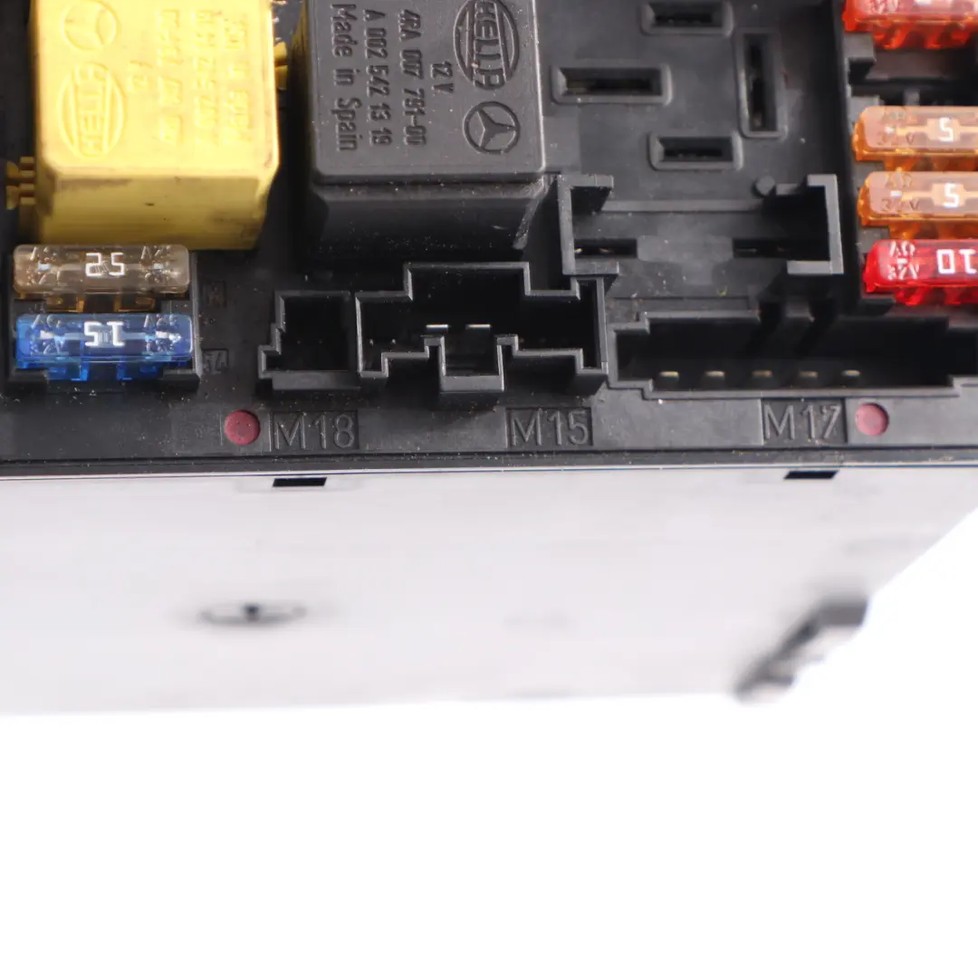 Sicherungskasten SAM-Relais-Steuergerät-Modul für Mercedes SLK R171 mit Teilenummer A1715451001 Mercedes SLK R171 Sicherungskasten SAM-Relais-Steuergerät-Modul - SKU A1715451001 - Teilenummer A1715451001