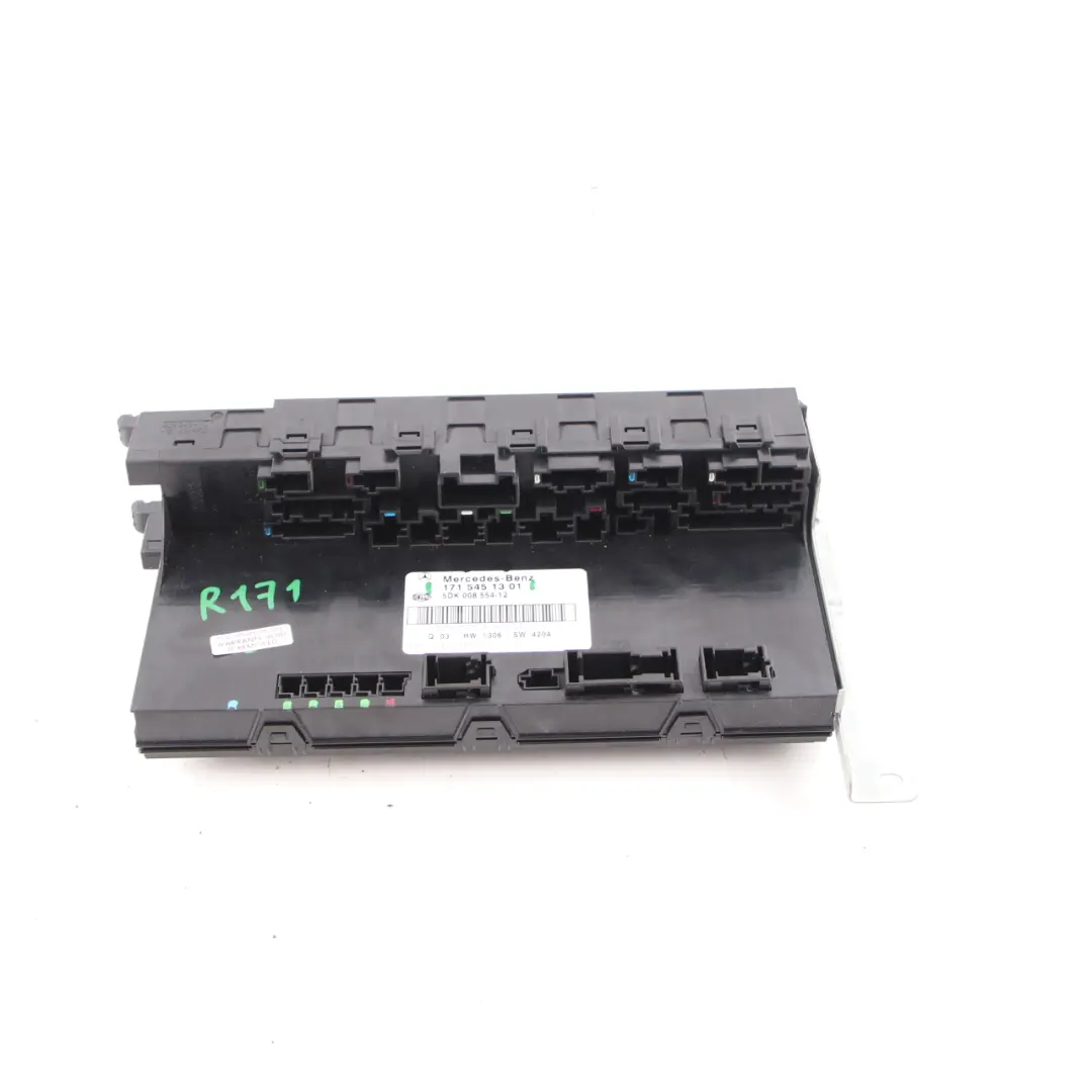 Scatola dei fusibili Unità controllo SAM Modulo relè per Mercedes R171 con numero di parte A1715451301 Mercedes R171 Scatola dei fusibili Unità controllo SAM Modulo relè - SKU A1715451301 - Numero di parte A1715451301