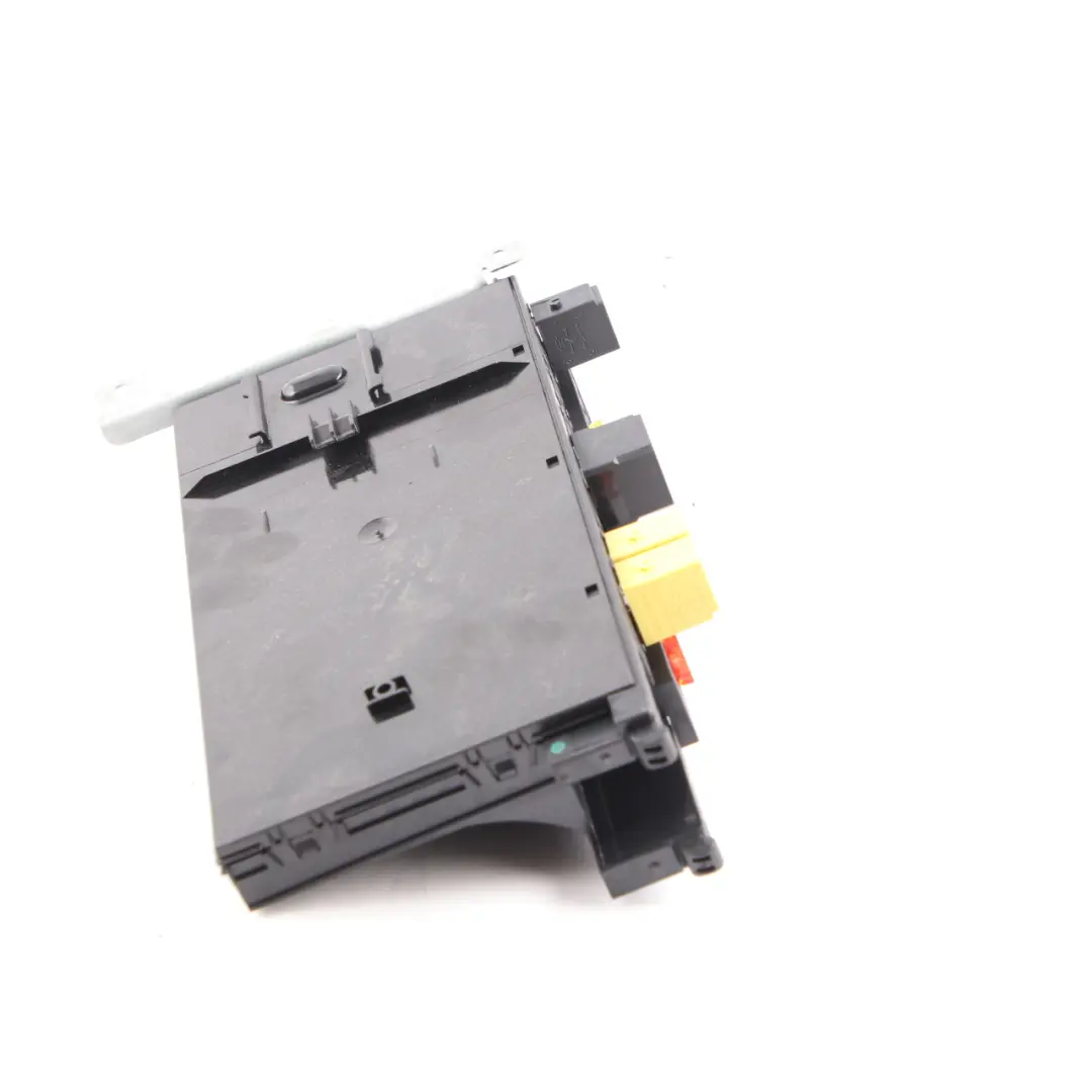 Fuse Box Control Unit SAM Module Relay to Mercedes R171 with Part number A1715451301 Mercedes R171 Fuse Box Control Unit SAM Module Relay - SKU A1715451301 - Part number A1715451301