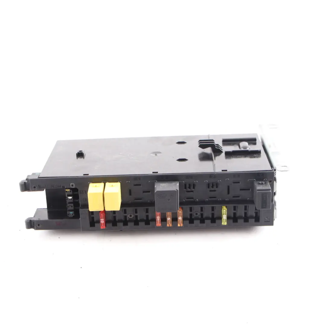Fuse Box Control Unit SAM Module Relay to Mercedes R171 with Part number A1715451301 Mercedes R171 Fuse Box Control Unit SAM Module Relay - SKU A1715451301 - Part number A1715451301