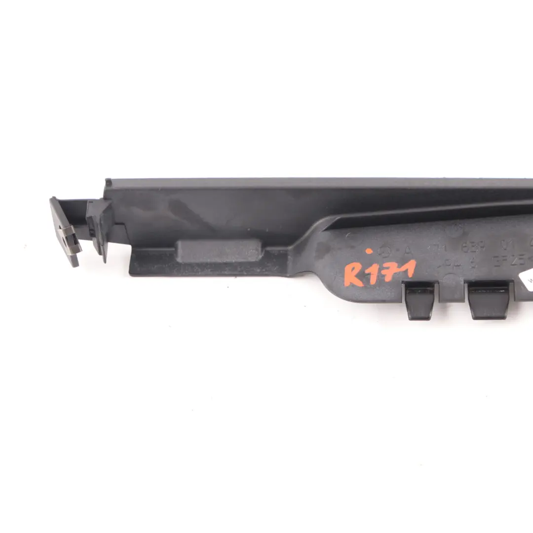 Mercedes SLK R171 Cuarto de cristal ventana moldura moldura trasera izquierda - SKU A1716390143 - Número de pieza A1716390143