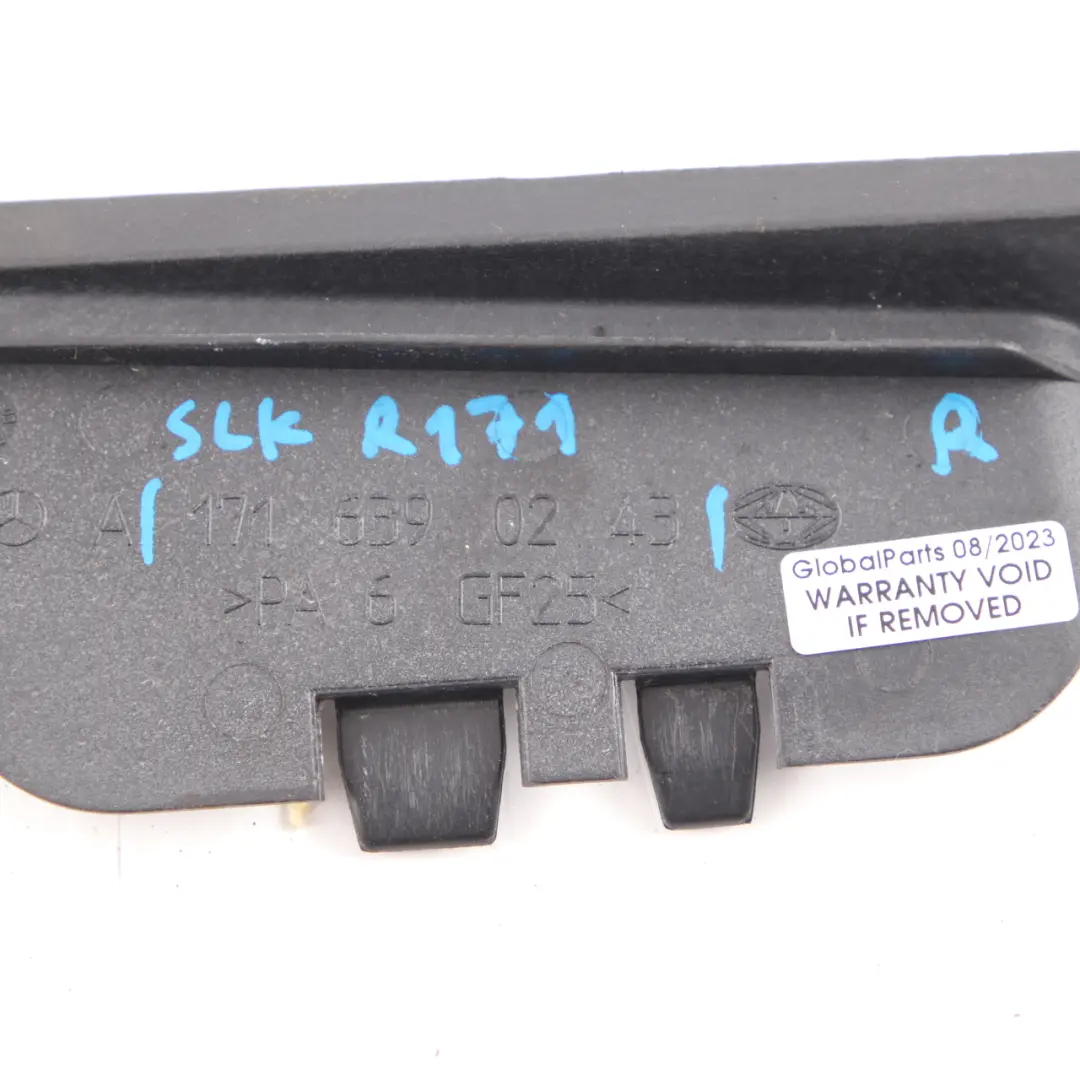 Panneau de garniture de vitre arrière droite Mercedes SLK R171 - SKU A1716390243 - Numéro de pièce A1716390243
