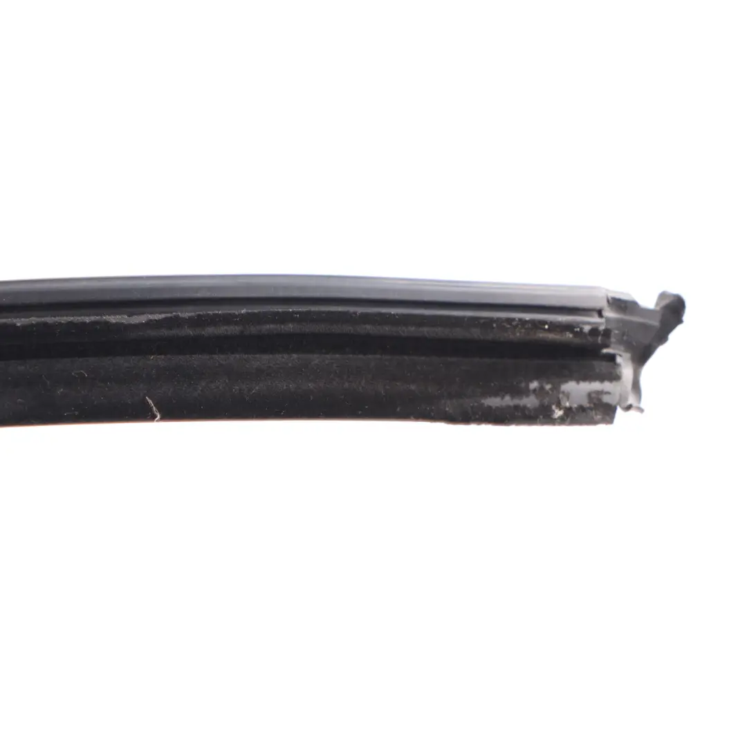 Mercedes CLK R171 Ventana Trasera Izquierda Moldura Junta de Sellado - SKU A1716700138 - Número de pieza A1716700138