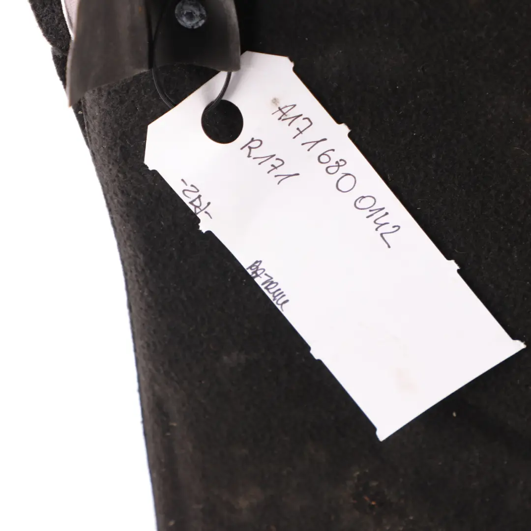 Wykładzina Bagażnika Czarna do Mercedes SLK R171 o numerze A1716800442 Mercedes SLK R171 Wykładzina Bagażnika Czarna - SKU A1716800142 - Numer Części A1716800442