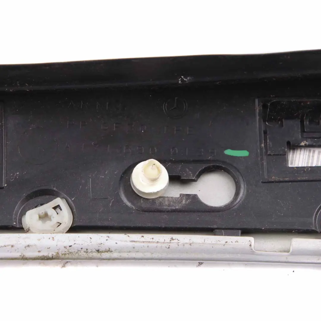 Mercedes R171 parabrezza A-Pillar Trim Iridium Silver 775 A sinistra A1716900139 - SKU A1716900339-IRS - Numero di parte A1716900339