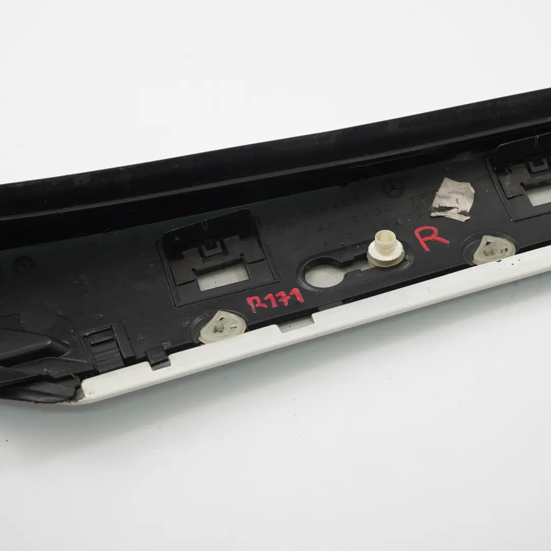 Windscreen A-Pillar Trim Right O/S Calcite White to Mercedes SLK R171 with Part number A1716900439 Mercedes SLK R171 Windscreen A-Pillar Trim Right O/S Calcite White - SKU A1716900439-CW - Part number A1716900439
