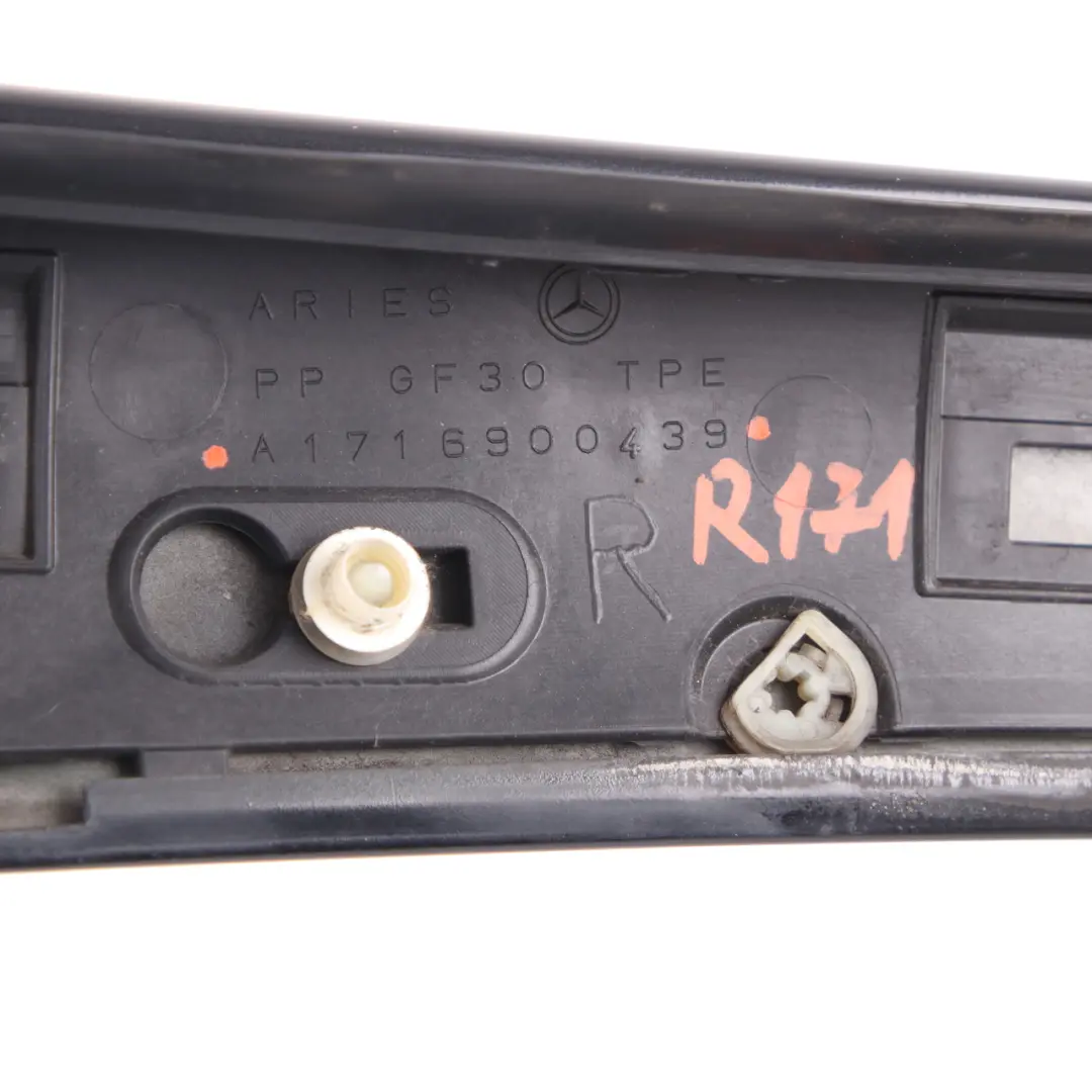 Windscreen A-Pillar Trim Obsidian Black Right O/S to Mercedes SLK R171 with Part number A1716900439 Mercedes SLK R171 Windscreen A-Pillar Trim Obsidian Black Right O/S - SKU A1716900439-OB - Part number A1716900439
