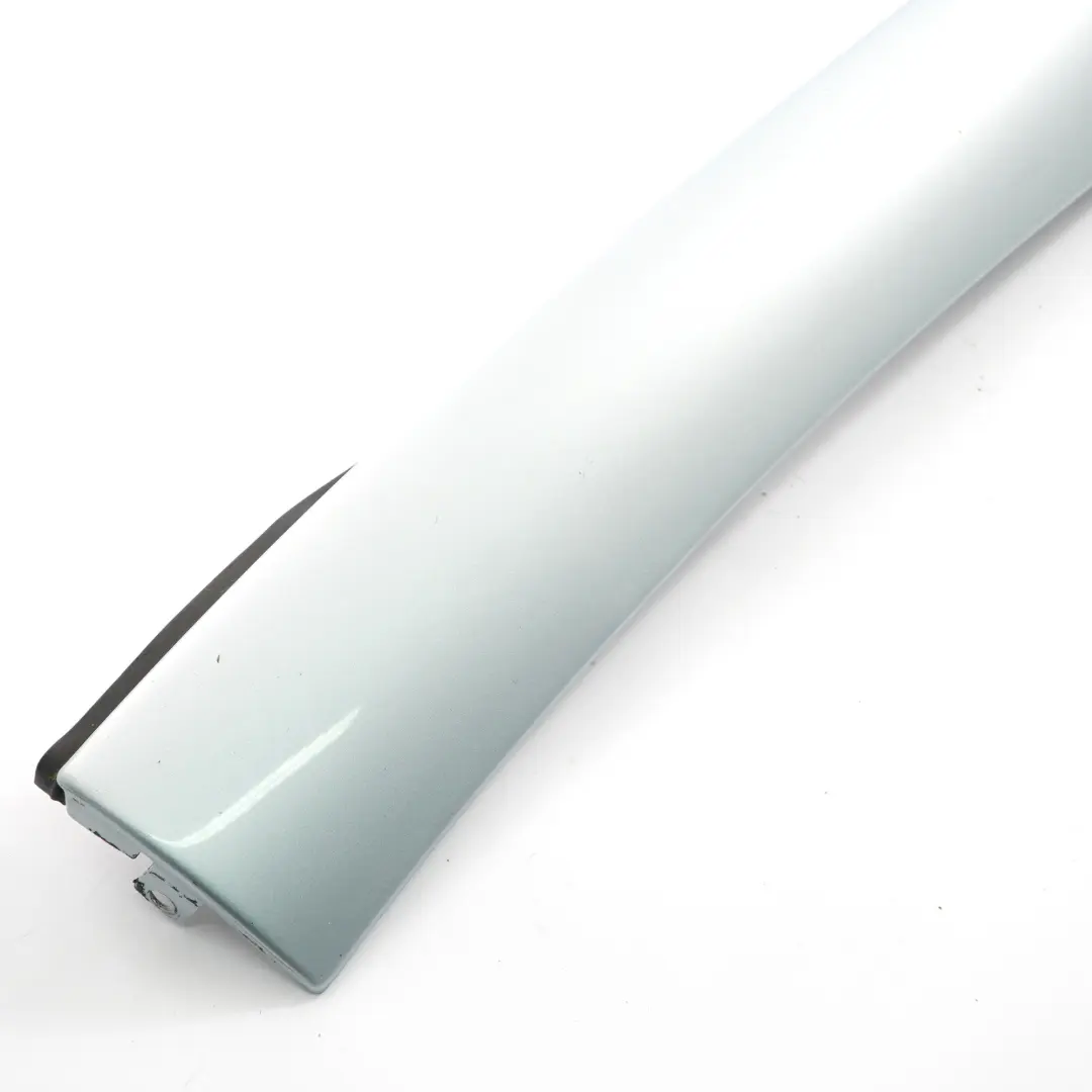 Pare-brise A-Pillar Trim Tellurium Silver Droite A1716900239 pour Mercedes R171 à propos du numéro de pièce A1716900439 Mercedes R171 Pare-brise A-Pillar Trim Tellurium Silver Droite A1716900239 - SKU A1716900439-TES - Numéro de pièce A1716900439