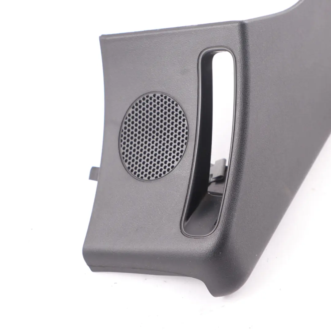 Embellecedor Mercedes R171 Panel trasero izquierdo Pilar B Repisa trasera negra para con número de pieza A1716902325 Embellecedor Mercedes R171 Panel trasero izquierdo Pilar B Repisa trasera negra - SKU A1716902325 - Número de pieza A1716902325