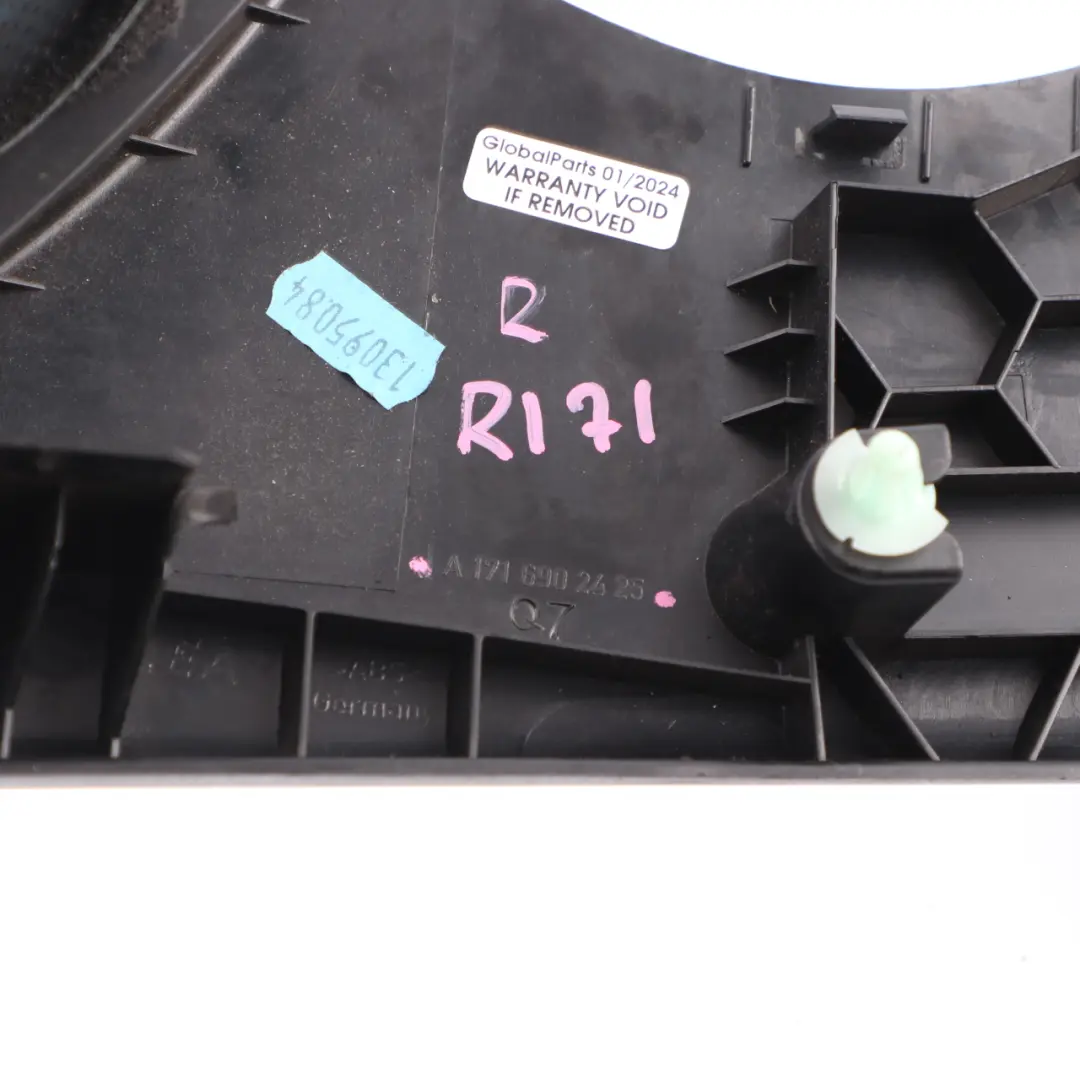 Trim B Säule Rechts Panel hinten schwarz für Mercedes R171 mit Teilenummer A1716902425 Mercedes R171 Trim B Säule Rechts Panel hinten schwarz - SKU A1716902425 - Teilenummer A1716902425