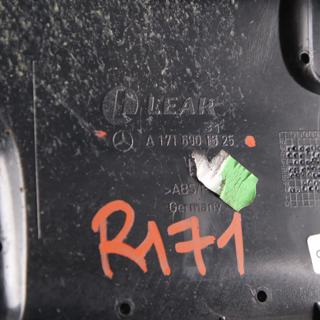 A-Säule Innen Raum Säule Abdeckung Links Schwarz für Mercedes SLK R171 mit Teilenummer A1716903125 Mercedes SLK R171 A-Säule Innen Raum Säule Abdeckung Links Schwarz - SKU A1716903125 - Teilenummer A1716903125