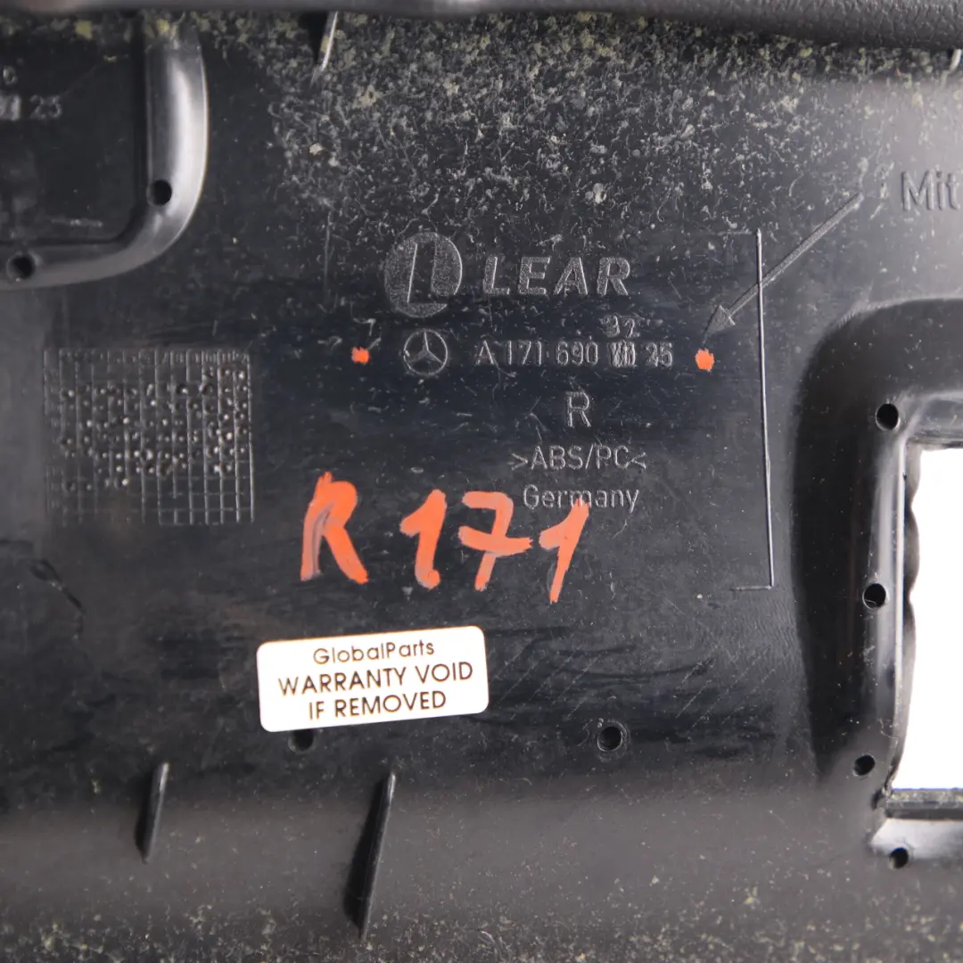 Mercedes SLK R171 A Pilar Interior Columna Tapa Derecha Negro - SKU A1716903225 - Número de pieza A1716903225