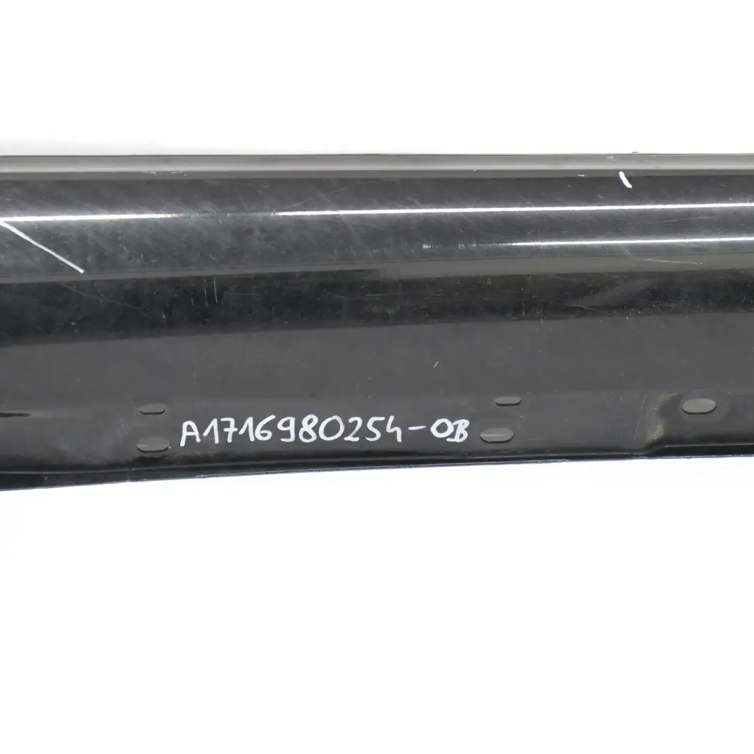 Gonna di copertura laterale soglia porta destra Obsidian Black 197 per Mercedes R171 con numero di parte A1716980254 Mercedes R171 Gonna di copertura laterale soglia porta destra Obsidian Black 197 - SKU A1716980254-OB - Numero di parte A1716980254