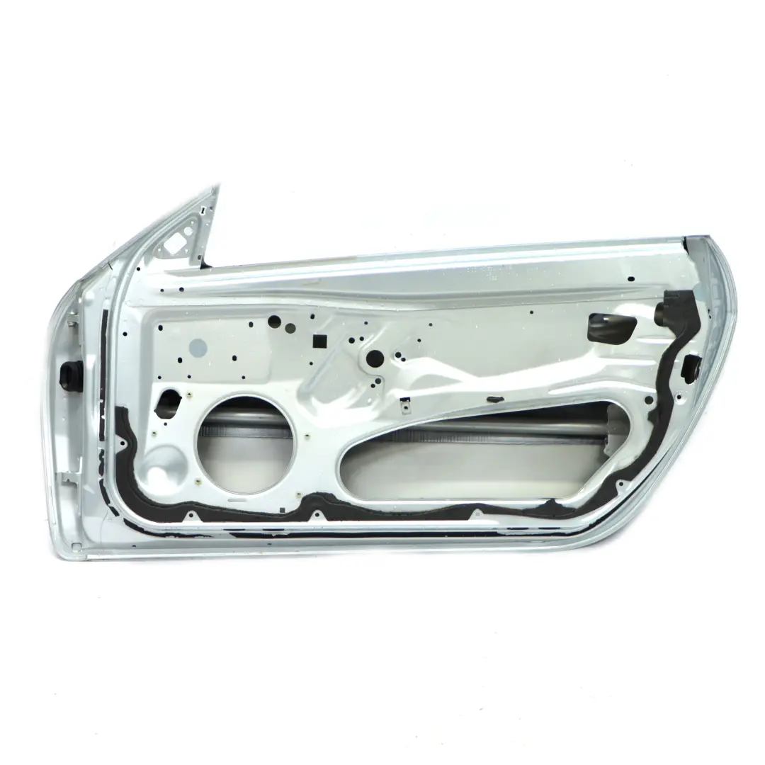 Puerta Delantera Derecha Tellurium Silver Metallic - 762 para Mercedes SLK R171 con número de pieza A1717200205 Mercedes SLK R171 Puerta Delantera Derecha Tellurium Silver Metallic - 762 - SKU A1717200205-TES - Número de pieza A1717200205