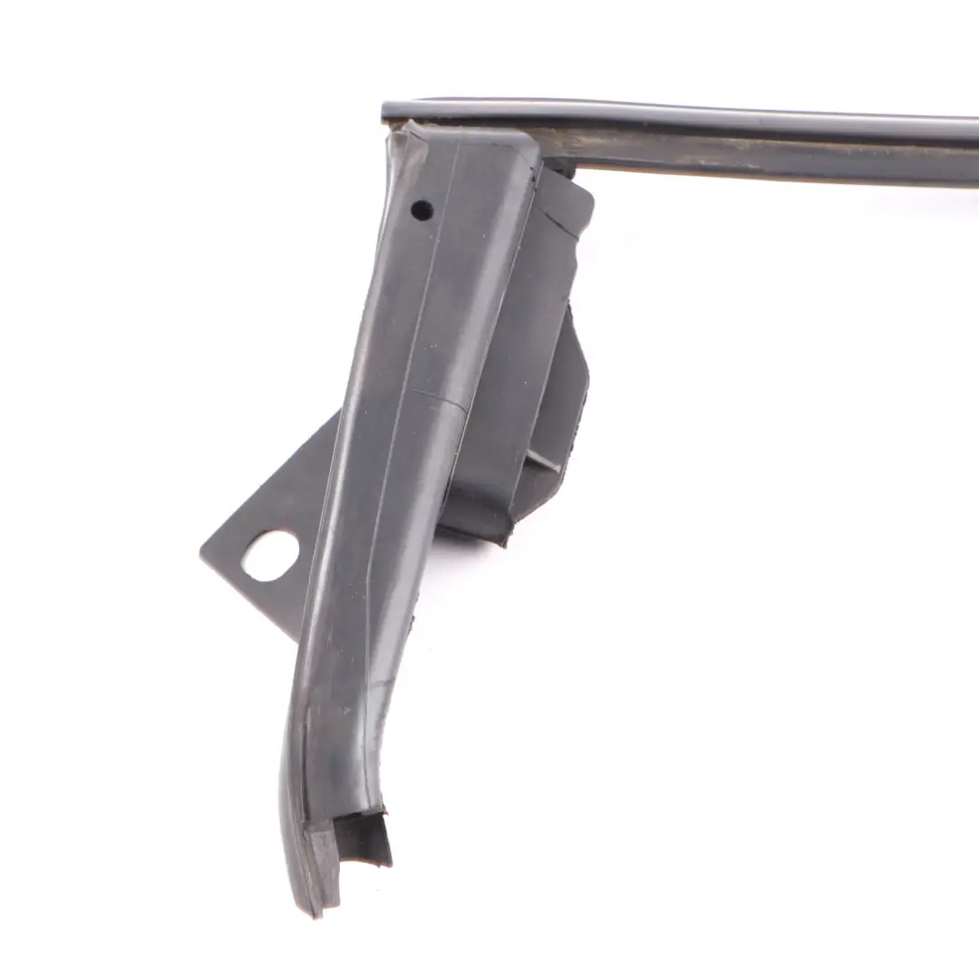 Joint d'étanchéité de vitre de porte avant droite pour Mercedes SLK R171 à propos du numéro de pièce A1717200224 Mercedes SLK R171 Joint d'étanchéité de vitre de porte avant droite - SKU A1717200224 - Numéro de pièce A1717200224