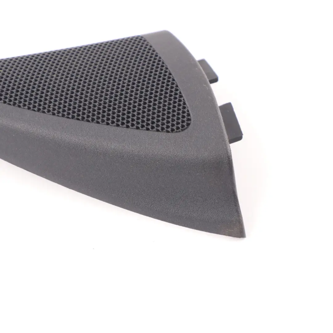 Tapa Altavoz Triángulo Delantero Derecho Embellecedor Negro para Mercedes SLK R171 con número de pieza A1717200248 Mercedes SLK R171 Tapa Altavoz Triángulo Delantero Derecho Embellecedor Negro - SKU A1717200248 - Número de pieza A1717200248