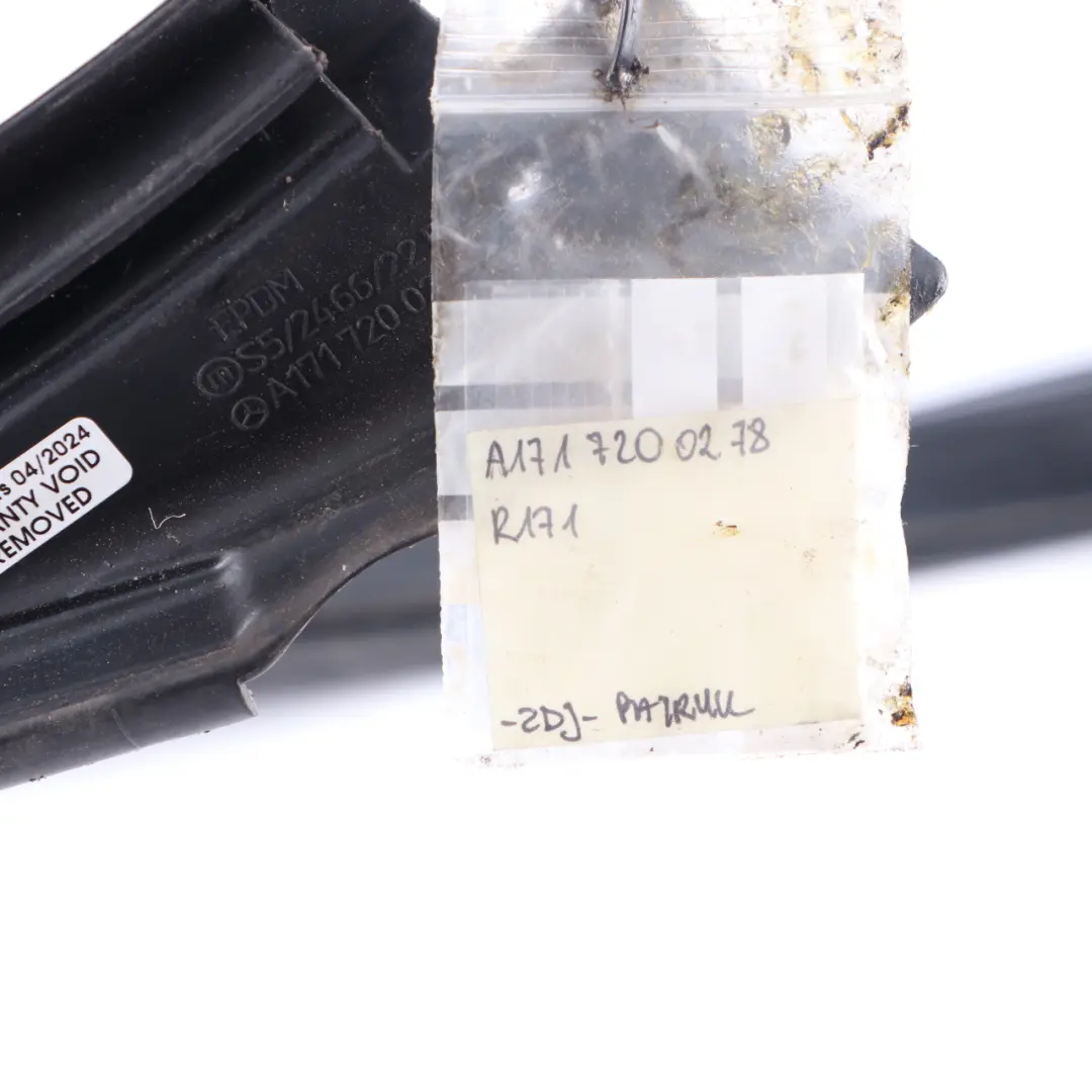 Dichtung Windschutzscheibe A Säule Abdichtung Dichtung für Mercedes R171 mit Teilenummer A1717200178 Mercedes R171 Dichtung Windschutzscheibe A Säule Abdichtung Dichtung - SKU A1717200278 - Teilenummer A1717200178