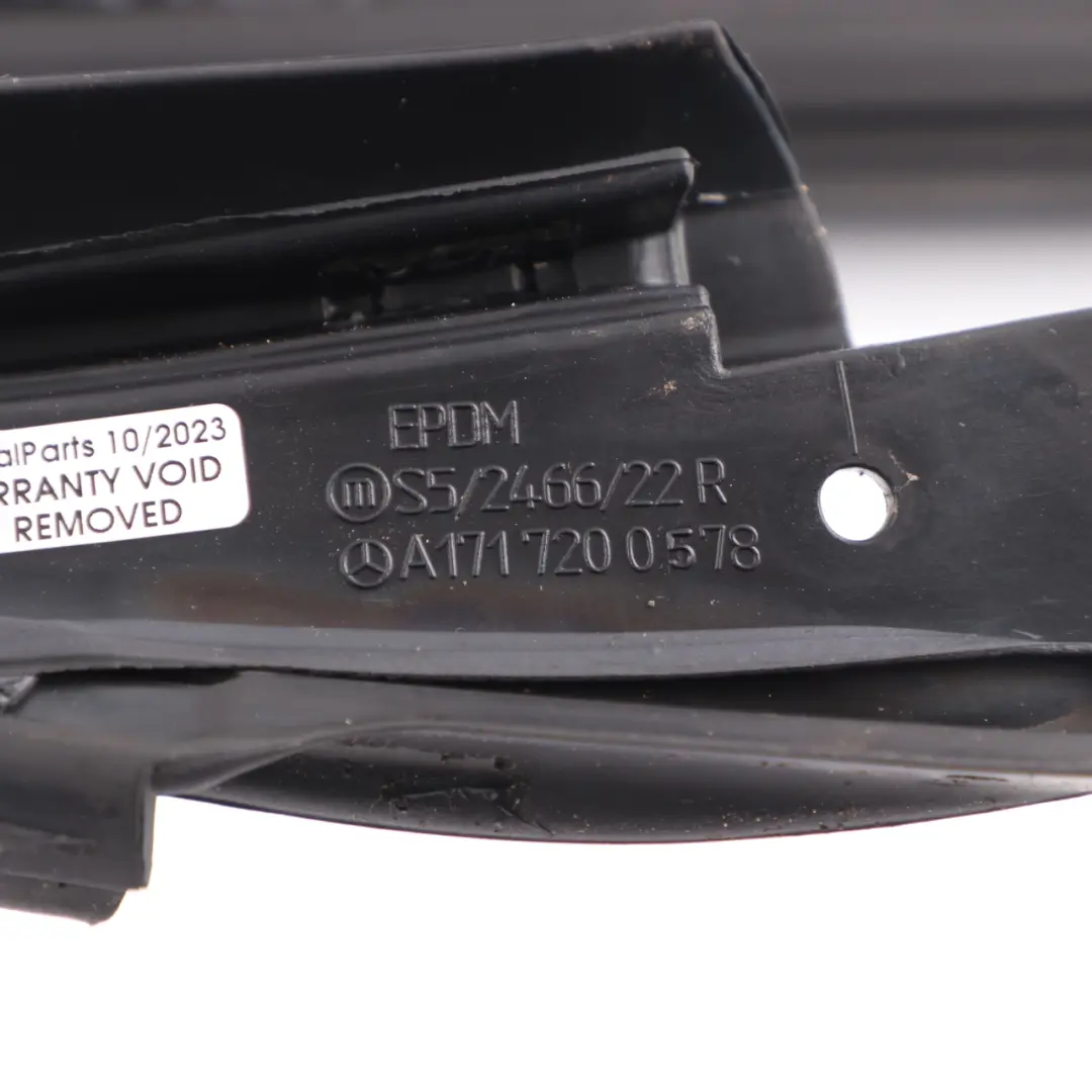 Schutz Scheibe Dichtung Gummi A1717200178 für Mercedes SLK R171 Wind mit Teilenummer A1717200578 Mercedes SLK R171 Wind Schutz Scheibe Dichtung Gummi A1717200178 - SKU A1717200578 - Teilenummer A1717200578