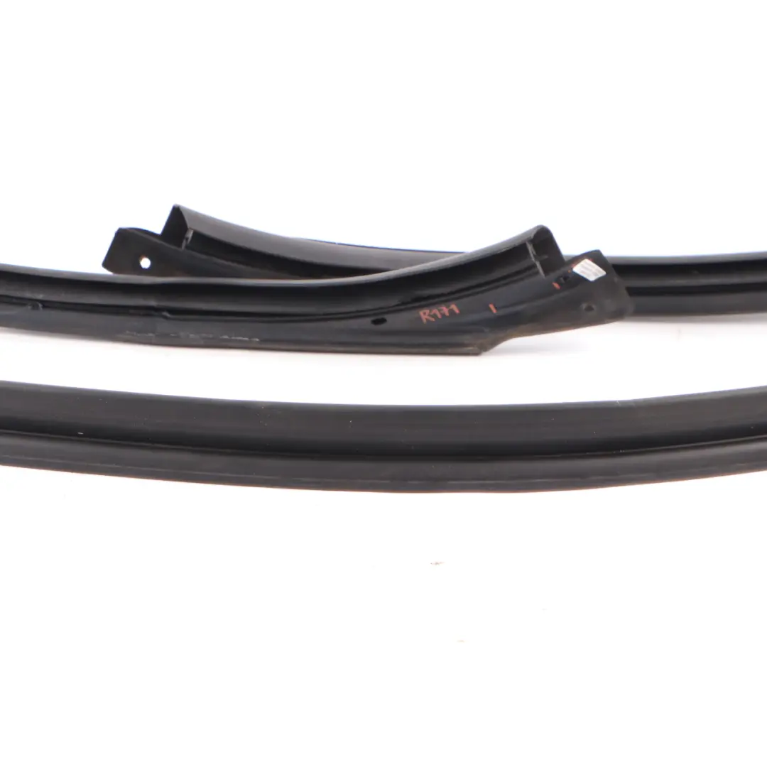 Mercedes SLK R171 Wind Schutz Scheibe Dichtung Gummi A1717200178 - SKU A1717200578 - Teilenummer A1717200578