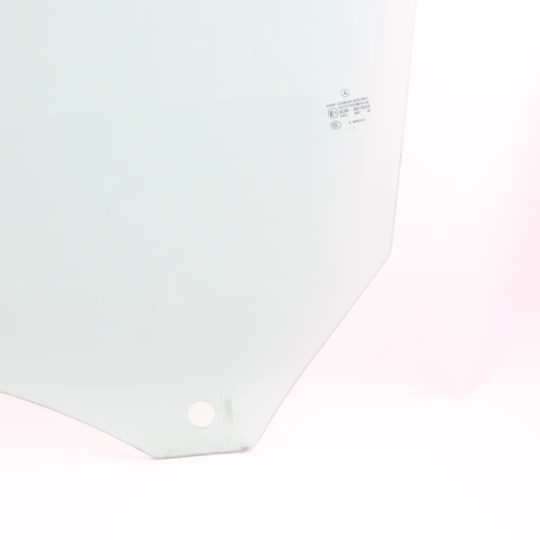 Szyba Boczna Drzwi Lewa Przednia Lewy Przód AS2 do Mercedes R171 o numerze A1717250100 Mercedes R171 Szyba Boczna Drzwi Lewa Przednia Lewy Przód AS2 - SKU A1717250100 - Numer Części A1717250100