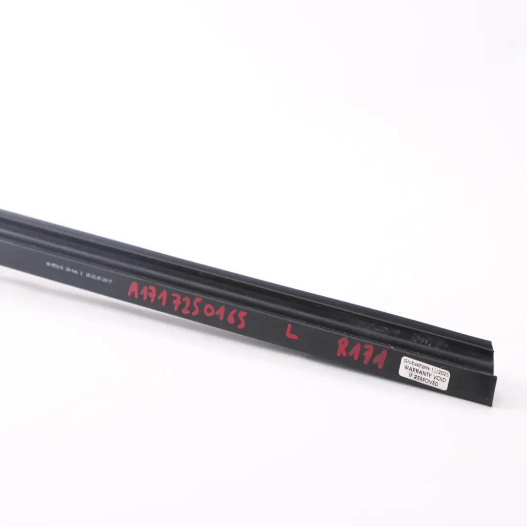 Mercedes SLK R171 Türfenster vorne links Führungsrahmen Dichtung - SKU A1717250165 - Teilenummer A1717250165