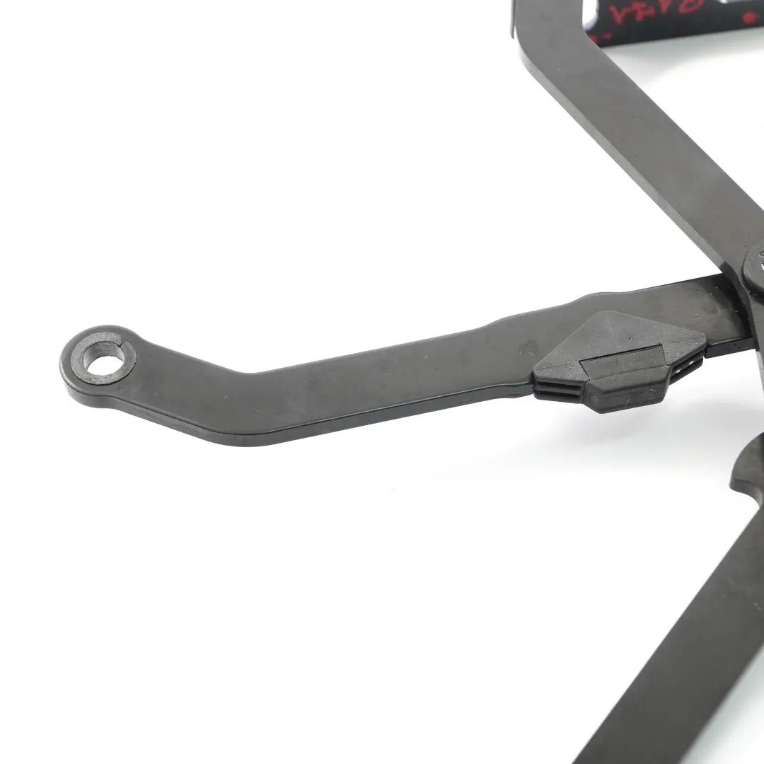 Zawias Klapy Bagażnika Tylny Prawy Obsidian Black 197 do Mercedes SLK R171 o numerze A1717500072 Mercedes SLK R171 Zawias Klapy Bagażnika Tylny Prawy Obsidian Black 197 - SKU A1717500072-OB1 - Numer Części A1717500072