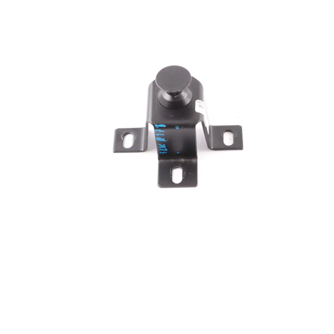 Maletero Portón Trasero Bisagra Soporte Soporte para Mercedes SLK R171 con número de pieza A1717500115 Mercedes SLK R171 Maletero Portón Trasero Bisagra Soporte Soporte - SKU A1717500115 - Número de pieza A1717500115