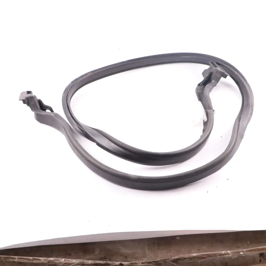 Guarnizione avvio Mercedes SLK R171 Roadster coperchio posteriore per con numero di parte A1717500098 Guarnizione avvio Mercedes SLK R171 Roadster coperchio posteriore - SKU A1717500098 - Numero di parte A1717500098