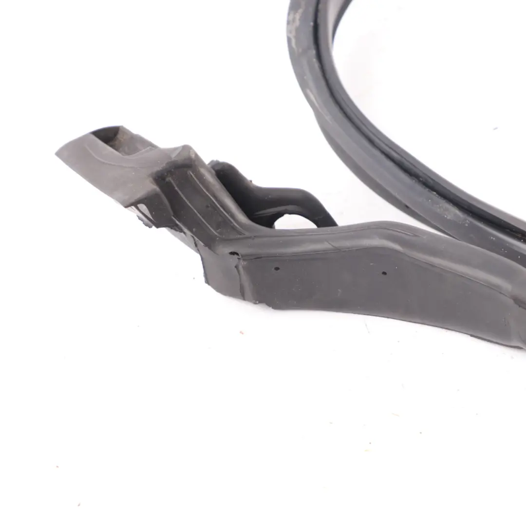 Koffer Raum Dichtung Mercedes SLK R171 Roadster Klappe für mit Teilenummer A1717500098 Koffer Raum Dichtung Mercedes SLK R171 Roadster Klappe - SKU A1717500098 - Teilenummer A1717500098