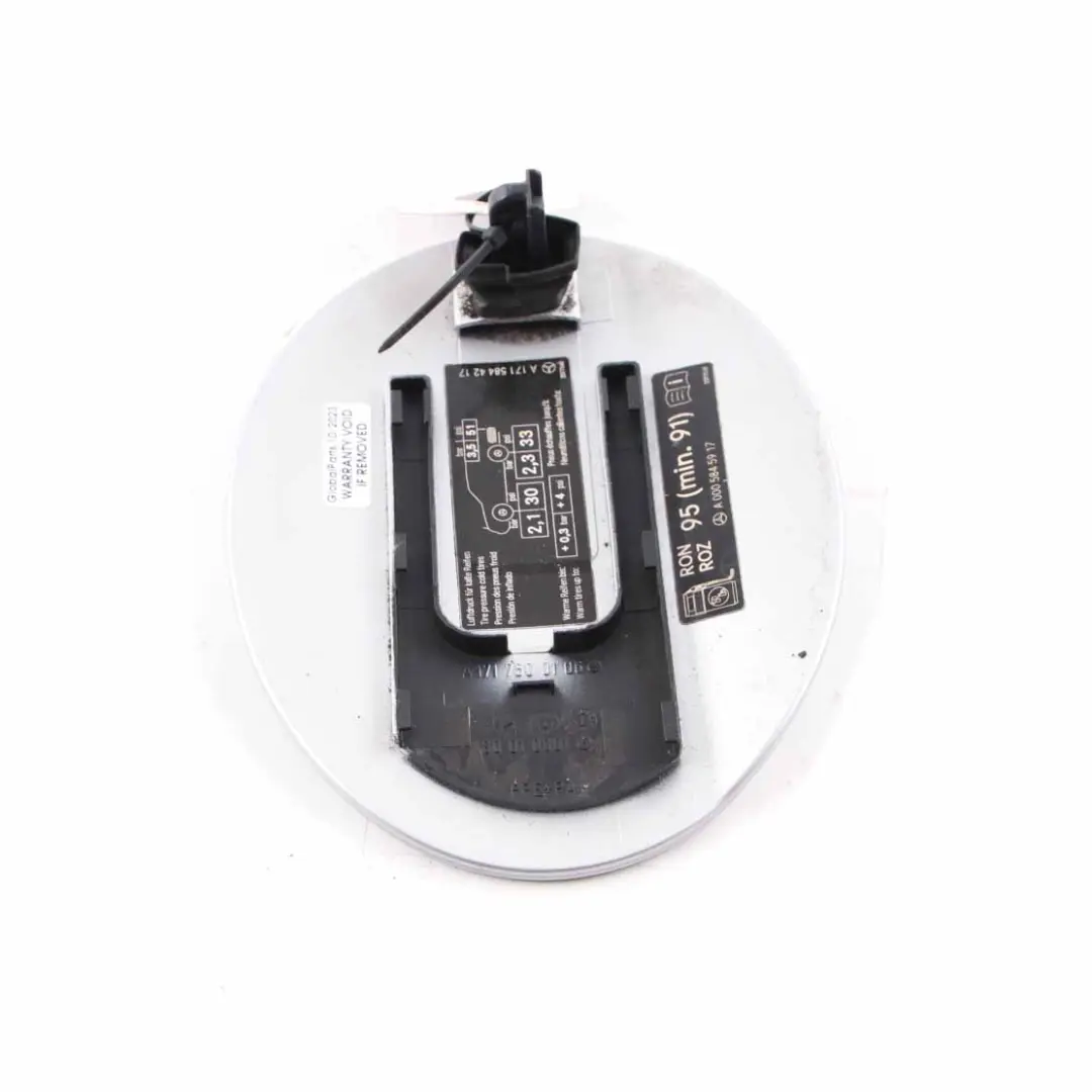 Mercedes R171 Couvercle bouchon réservoir carburant Iridium Silver Metallic 775 - SKU A1717500106-IRS - Numéro de pièce A1717500106