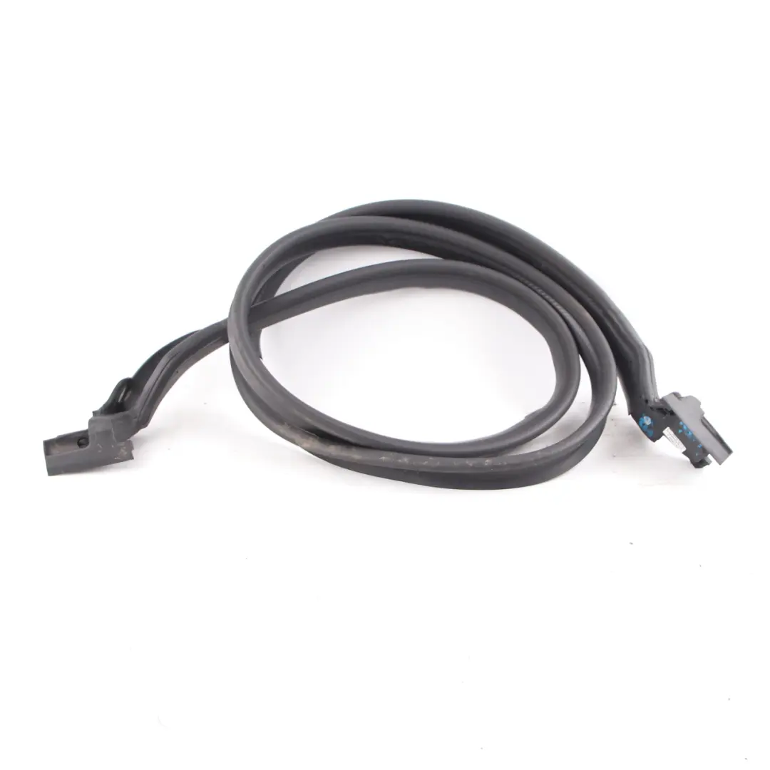 Kofferraum Klappe Heckklappe Dichtung Gummi für Mercedes SLK R171 mit Teilenummer A1717500198 Mercedes SLK R171 Kofferraum Klappe Heckklappe Dichtung Gummi - SKU A1717500198 - Teilenummer A1717500198