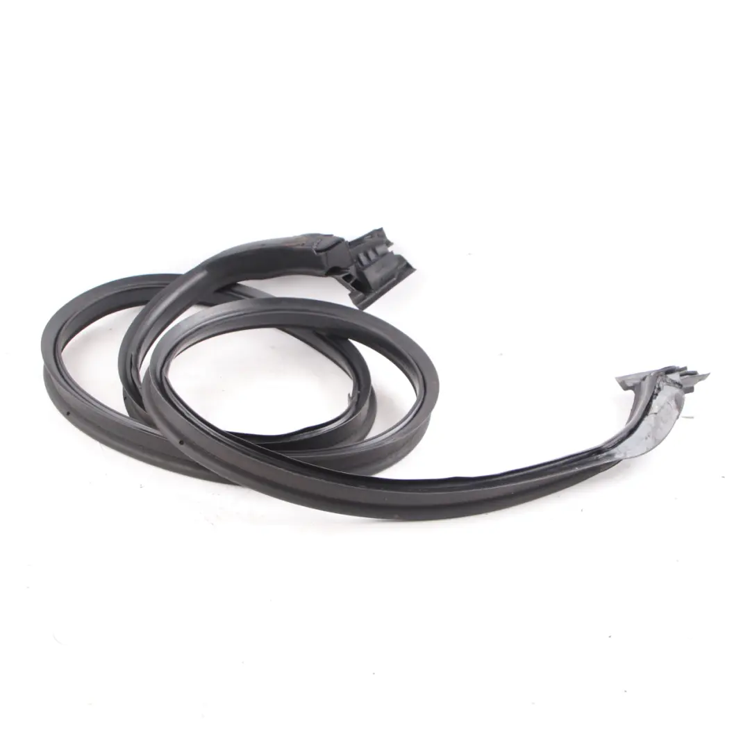 Kofferraum Klappe Heckklappe Dichtung Gummi für Mercedes SLK R171 mit Teilenummer A1717500198 Mercedes SLK R171 Kofferraum Klappe Heckklappe Dichtung Gummi - SKU A1717500198 - Teilenummer A1717500198