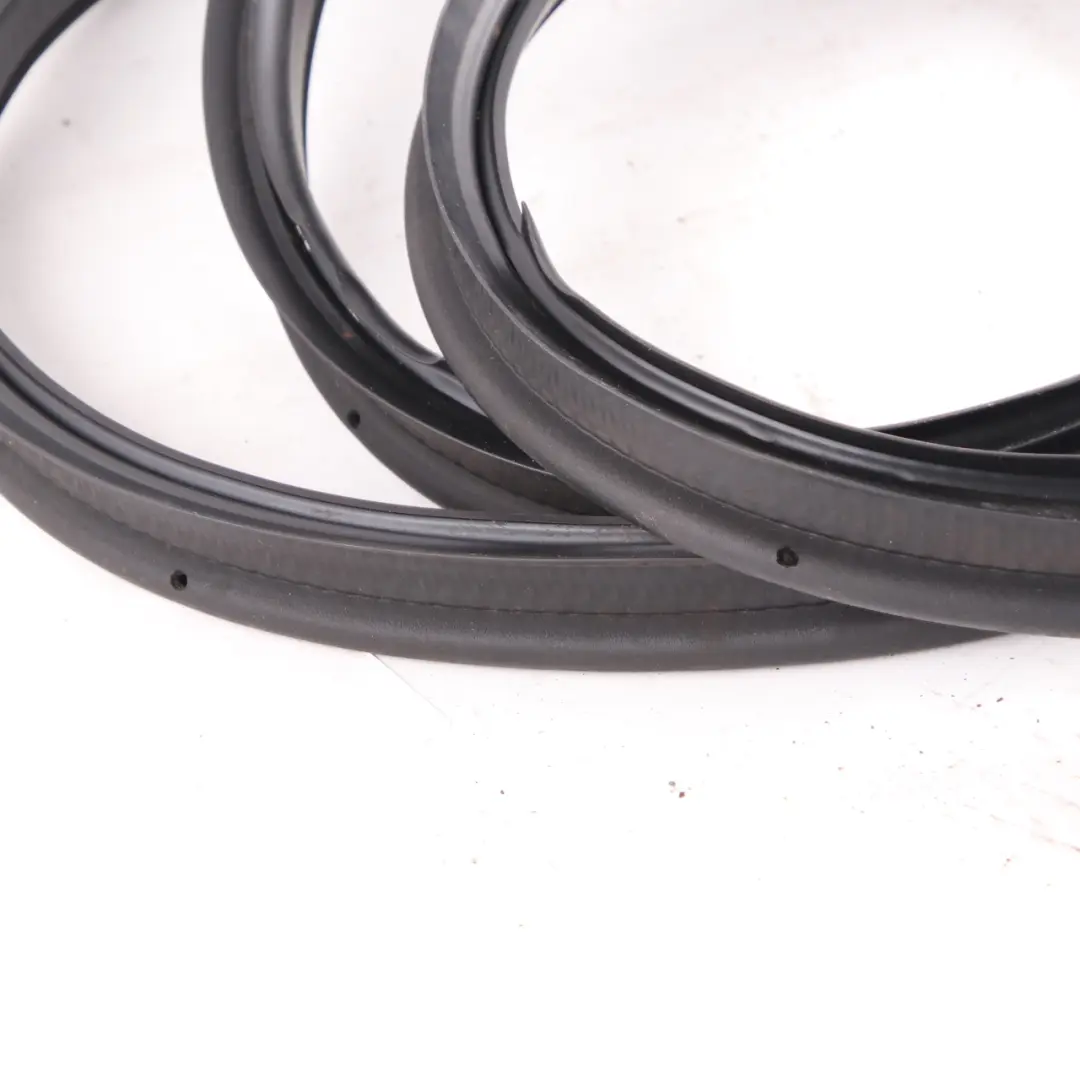 Mercedes SLK R171 Kofferraum Klappe Heckklappe Dichtung Gummi - SKU A1717500198 - Teilenummer A1717500198