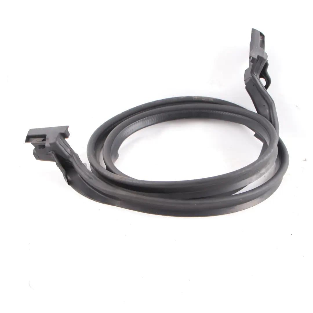 Kofferraum Klappe Heckklappe Dichtung Gummi für Mercedes SLK R171 mit Teilenummer A1717500198 Mercedes SLK R171 Kofferraum Klappe Heckklappe Dichtung Gummi - SKU A1717500198 - Teilenummer A1717500198